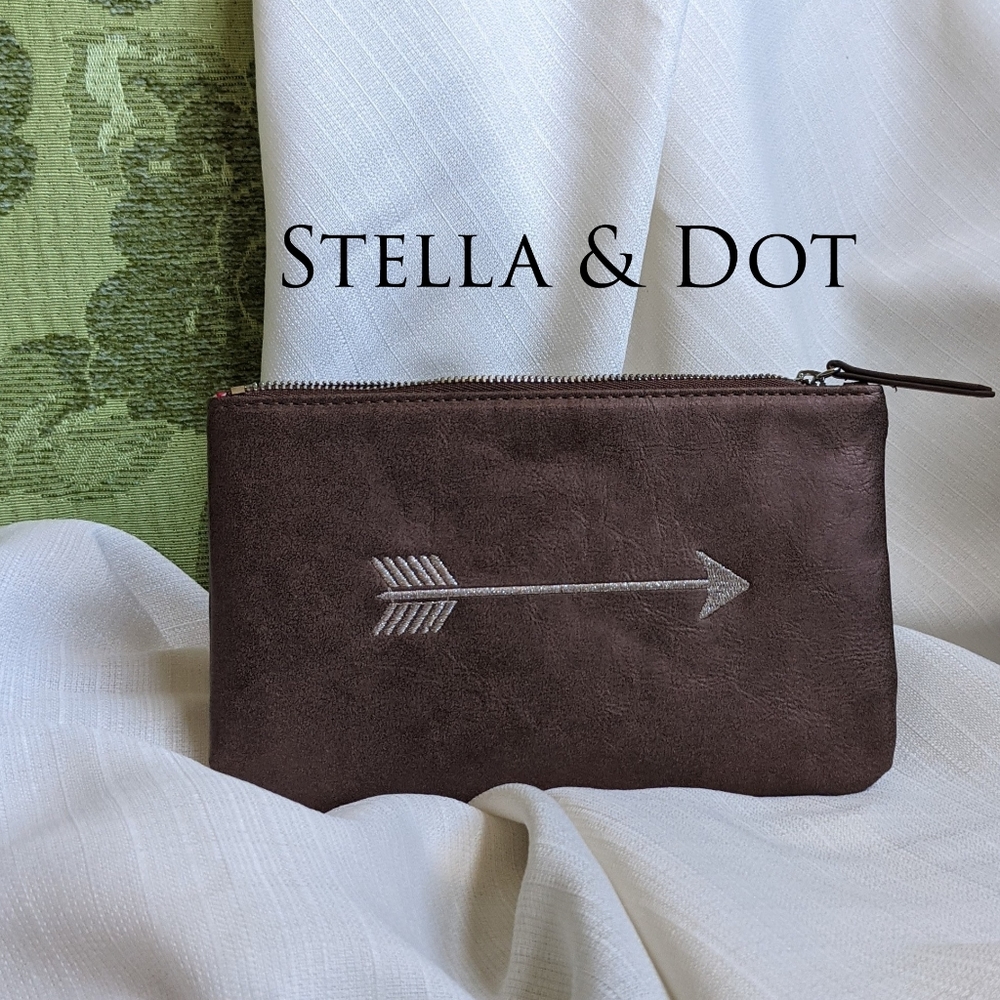 STELLA AND DOT NWOT Brown with Arrow Pouch - Tote Bag